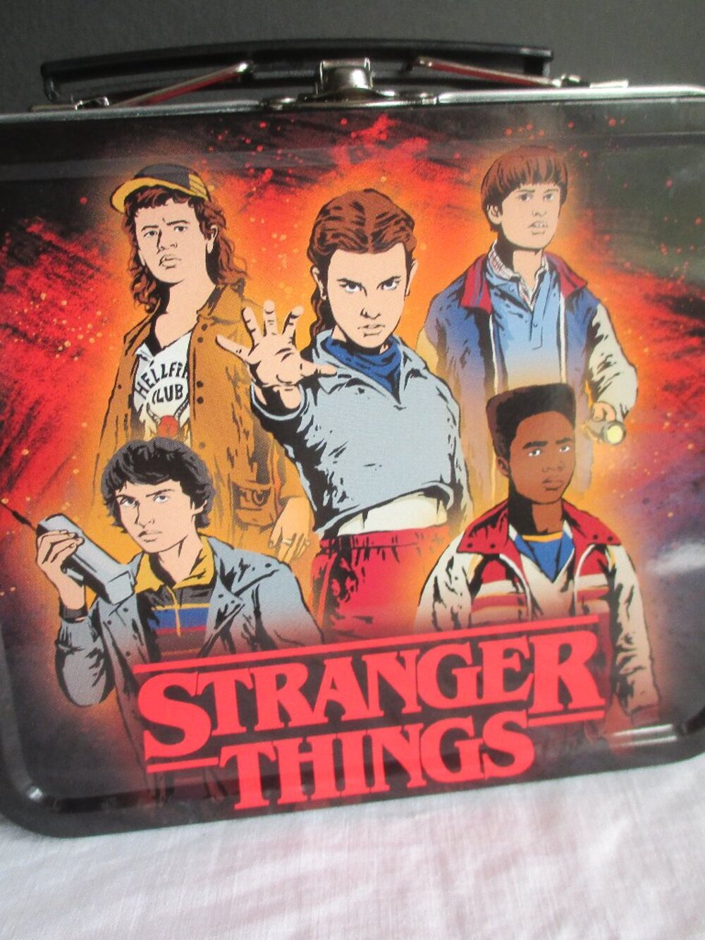 STRANGER THINS MINI METAL LUNCHBOX/NEW